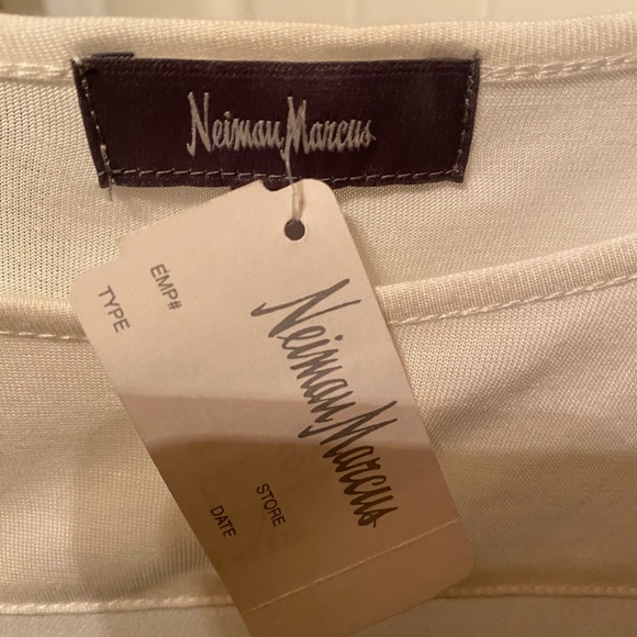 New Neiman Marcus Short Sleeve Blouse - Picture 6 of 8